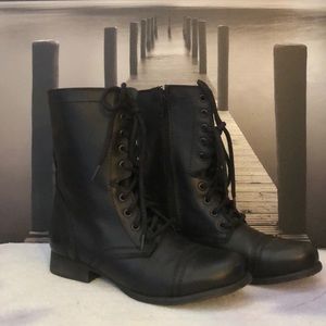 Steve Madden Troopa Combat Boots